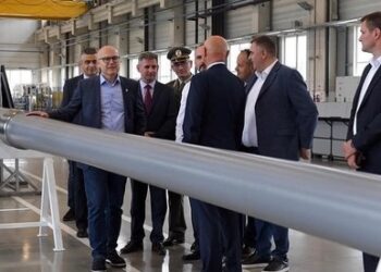 Ministar Vučević posetio fabriku vojne industrije u Velikoj Plani