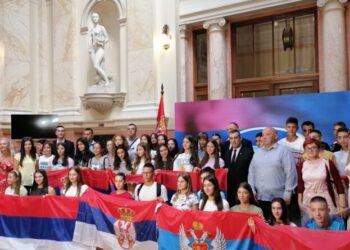 Predsednik Narodne skupštine Srbije ugostio najbolje učenike iz Hercegovine
