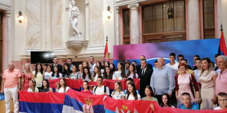 Predsednik Narodne skupštine Srbije ugostio najbolje učenike iz Hercegovine
