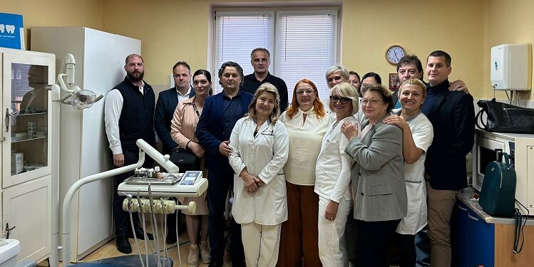 Velika Plana: Zubna ordinacija u Gimnaziji ponovo počela sa radom (FOTO)