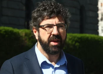 „Kada dođemo na vlast – uvodimo sankcije Rusiji“: Večiti student i prvi na Đilasovoj listi otkrio prave namere NATO opozicije