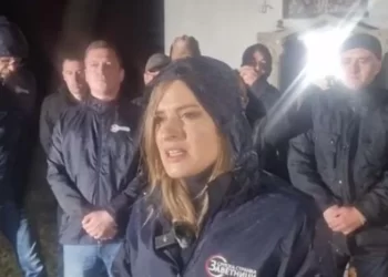Lažne patriote: Zavetnica džipom do administrativne linije po sliku za Tviter! Njene jeftine poene platiće Srbi KIM!