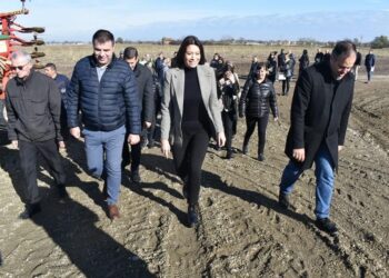 Ministarka Irena Vujović posetila Lozovik