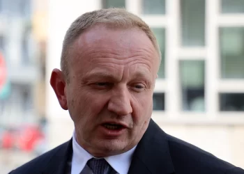 Đilas opet laže narod: Izjavio da ima plan za povećanje plata, a dok je on vladao lekari i nastavnici jedva krpili kraj sa krajem! (VIDEO)
