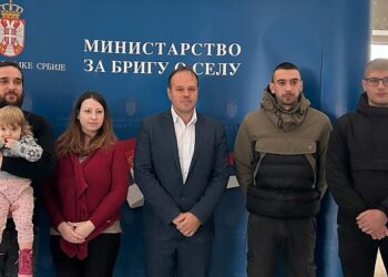Još dve porodice kupuju kuće na selu uz podršku Države i Opštine Velika Plana