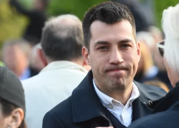 Đilasovci stvarno misle da smo budale: Na protestu protiv izmeštanja Sajma i Dobrica po kom je Sajam trebalo da bude zakatančen pre 4 godine