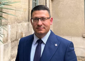 Opozicija debakl na izborima prekirva haosom: Od Srbije protiv nasilja do nasiljem protiv Srbije