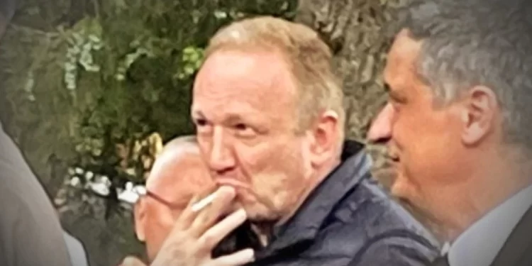 Ogadi ih narodu, pa se dokopaj fotelje: Opozicija u rasulu – Đilasovi mediji napali Tadića, Radulovića i Jeremića!