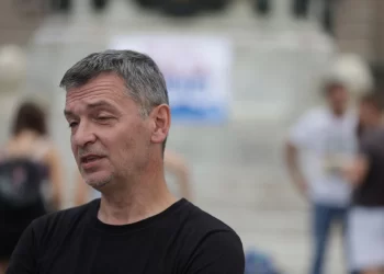 Hteo da gradi van propisa: Lažni ekolog Ćuta je pre voleo Vučića, ovako je protekao njihov susret posle kog je zamrzeo predsednika (FOTO)