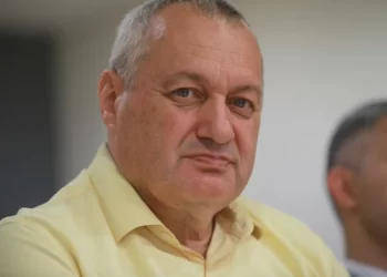 Pa ovo nema nigde: NATO opozicija preti policajcima, sudijama i tužiocima (VIDEO)