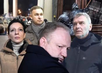 Napadnuta Srbija: Pripremaju obojenu revoluciju u subotu!