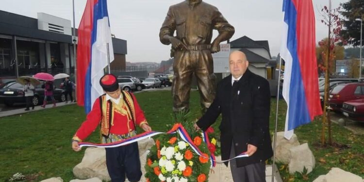Dejan Stošić: Koračajući stazama srpskih heroja i stradalnika najbolje se uči nacionalna istorija!