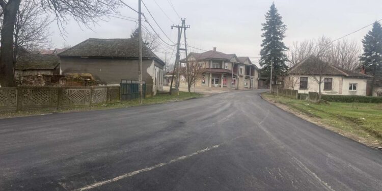 LOZOVIK: Deo ulice Branka Nikolića dobio novi asfalt
