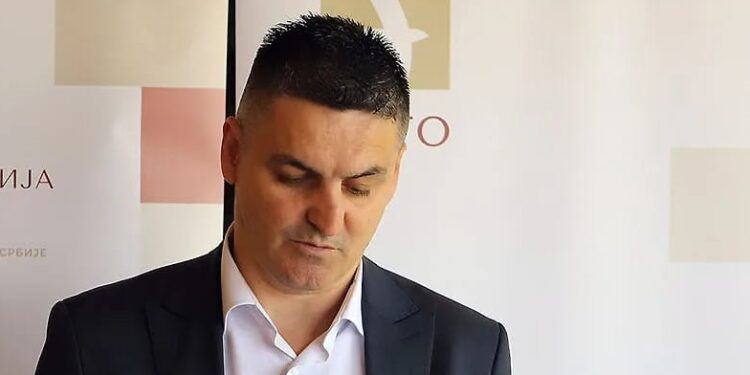 Sramno: Bivši gradonačelnik se naodmarao za vreme mandata, a sada tuži Smederevo zbog godišnjeg odmora