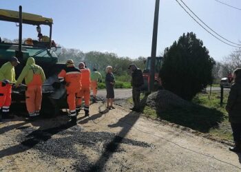 Gradonačelnica Smedereva posetila radove na asfaltiranju u Radincu