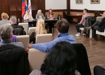 Gradonačelnica Smedereva održala sastanak sa aktivom direktora škola