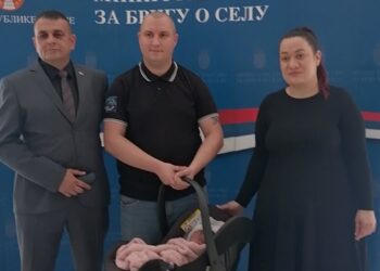 Porodica Dukić iz Vučaka dobiće subvenciju za kuću na selu