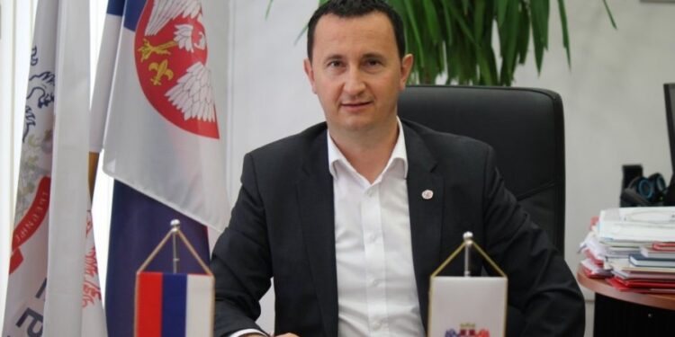 Gradonačelnik Trebinja: Predsednik Vučić čuva čast i obraz srpskog naroda
