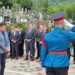 Marić i Pavešković položili venac pred spomen – obeležje na vojničkom groblju u Bratuncu