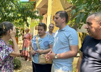Pavešković posetio Staro Selo: Slušamo građane, zajedno gradimo bolju budućnost!