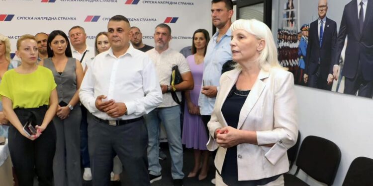 Koktel u SNS povodom Smederevske jeseni