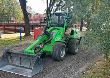 Velika Plana: Počeli radovi na sanaciji ulaza u halu