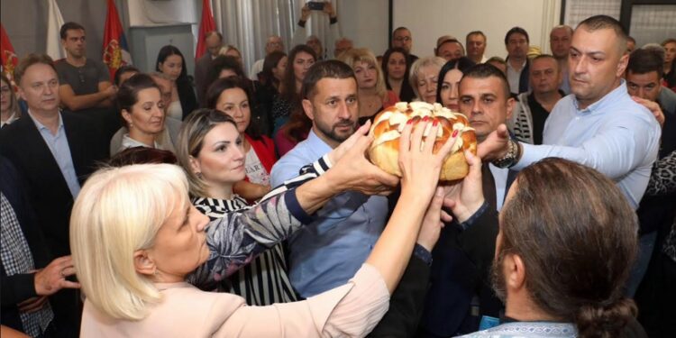 Gradski odbor SNS Smederevo proslavio stranačku slavu