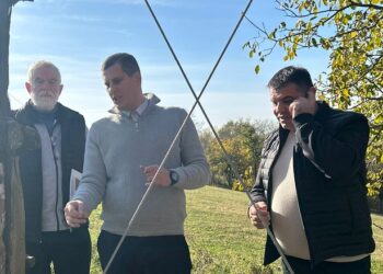 Uklanja se objekat na ulazu u Radovanjski lug zbog bezbednosti