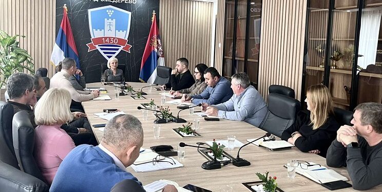 Gradonačelnica Smedereva održala radne sastanke sa direktorima ustanova i načelnicima Gradske uprave