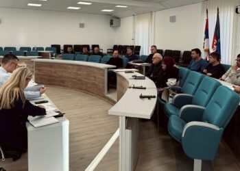 Pavešković održao sastanak sa poverenicima mesnih zajednica