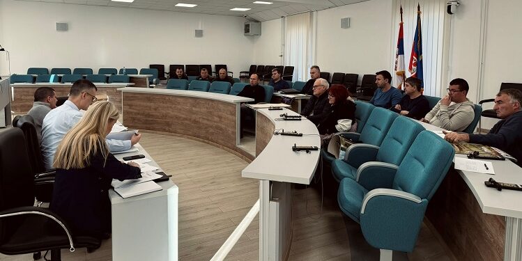 Pavešković održao sastanak sa poverenicima mesnih zajednica
