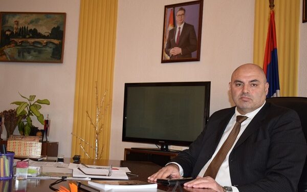 Stanimirović: Predsednik Srbije Aleksandar Vučić oličenje pristojnosti, morala i radne etike