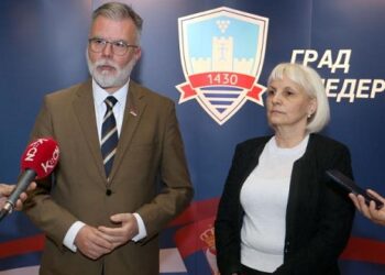 Ministar za informisanje i telekomunikacije posetio Smederevo