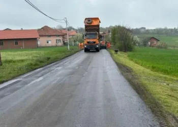 Počela obnova puta Velika Plana – Donja Livadica: Asfalt stigao i u Radovanje