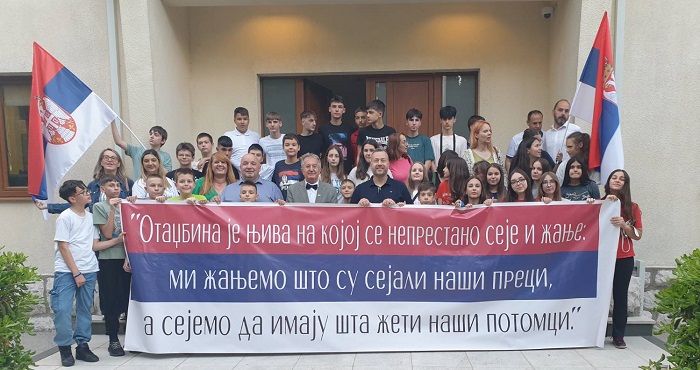 Učenici iz Srbije putuju u Crnu Goru i Republiku Srpsku
