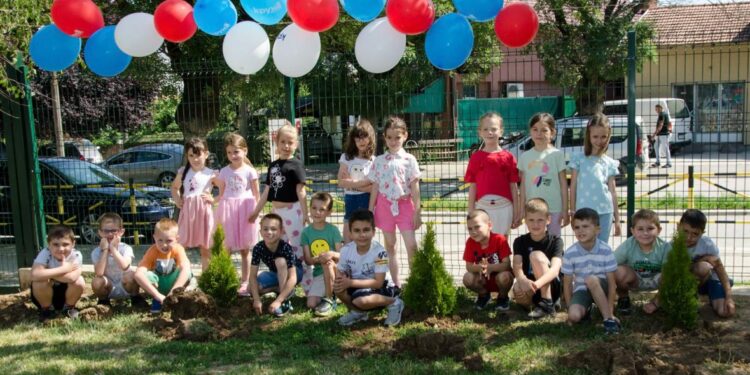 Sa najmlađima za čistiju planetu: Obeležen Svetski dan zaštite životne sredine u Velikoj Plani