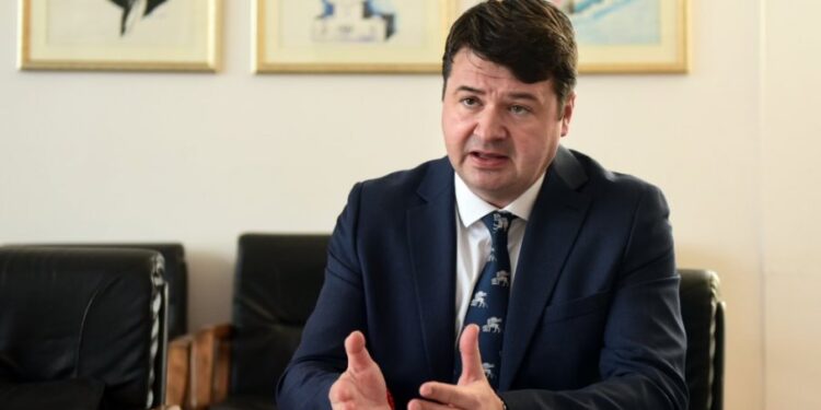 Smederevac dr Vladan P. Petrov u poseti svom, Podunavskom okrugu