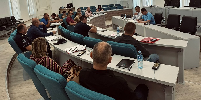 Pavešković: Sistemski rešiti problem pasa lutalica u Velikoj Plani