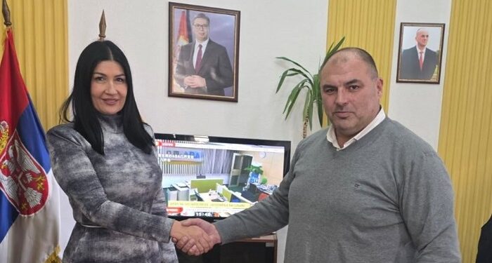 Podrška privredi: Radni sastanak načelnika Podunavskog okruga i NSZ