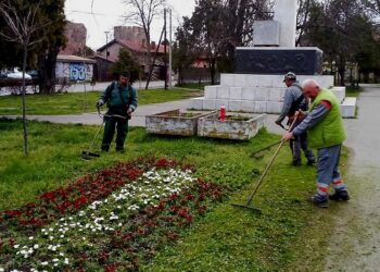 JKP Zelenilo i groblja Smederevo: Uređujemo Novinarski park
