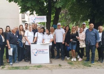 Srbija pobeđuje! Aktivisti SNS Smederevo uvek sa građanima