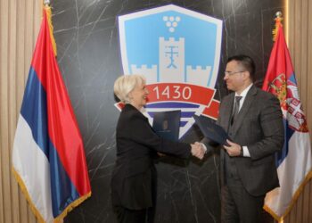 Smederevo potpisalo ugovor za organizovanje letnjih kampova za mlade iz dijaspore