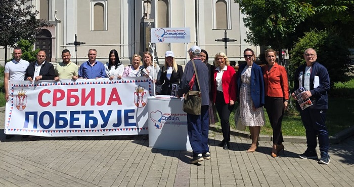 Građani uz svoju Srbiju: Aktivisti SNS razgovarali sa Smederevcima