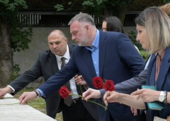 Načelnik Podunavskog okruga odao počasti žrtvama Petojunske tragedije i posetio Sabornu crkvu