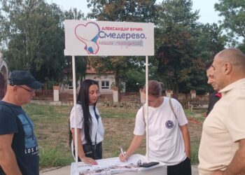 ​Održan štand i radni sastanak MO SNS Dobri Do sa predstavnicima GO SNS Smederevo
