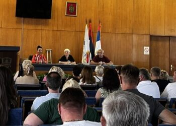 Gradonačelnica Smedereva održala sastanak sa predstavnicima mesnih zajednica i udruženja žena