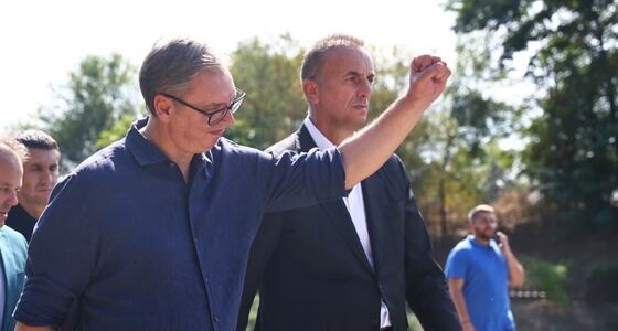 Aleksandar Vučić sa građanima Velike Plane: Narod poručuje – Ujedinjena Srbija pobeđuje!